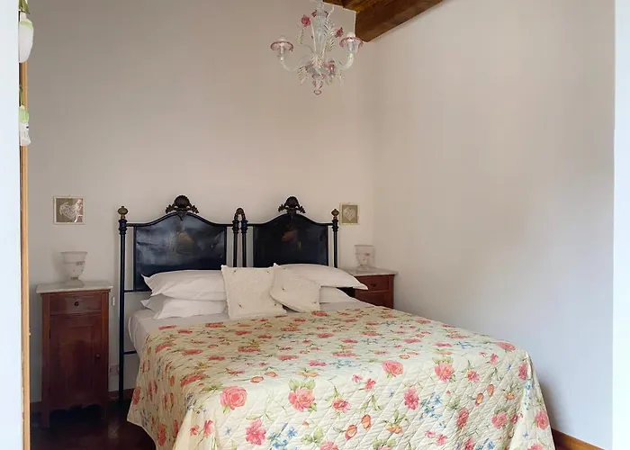 Enchanting In The Heart Of Apartment Rome