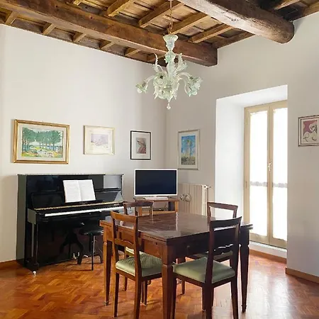 Enchanting In The Heart Of Apartment