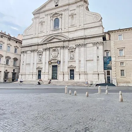 Apartment Enchanting In The Heart Of Rome